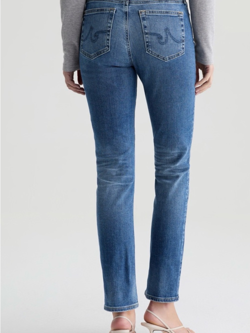 AG Jeans Mari Mid Rise Straight Crop Size 26 Medium Wash - Picture 13 of 13